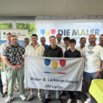 Strahlende Gesichter gab es von den neuen Malergesellen und -Meistern sowie dem Innungsvorstand bei der Lossprechung 2026